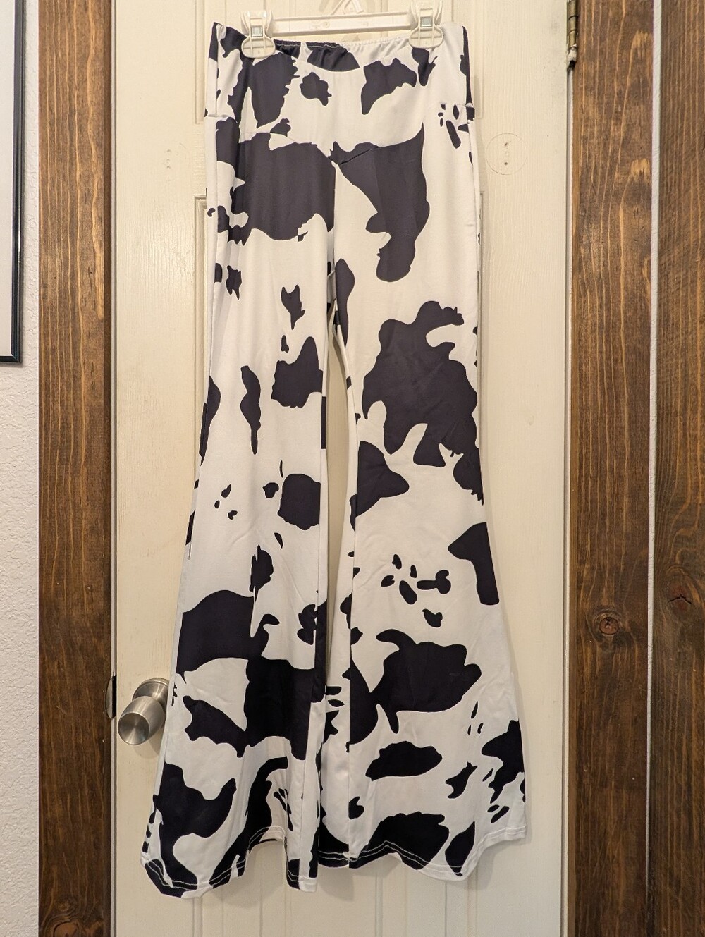 NWOT Shein Cow Print Women's Bell Bottom Pants Size Small Stretch Flare Leg Yoga